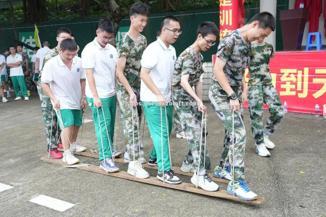 突发状况：跳高运动员一跃成名，圆梦启航