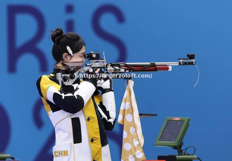 秘鲁选手在射击比赛中取得好成绩