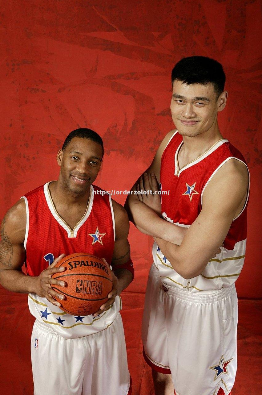 星空体育-NBA巨星领军参加世界杯篮球赛，实力堪称一绝